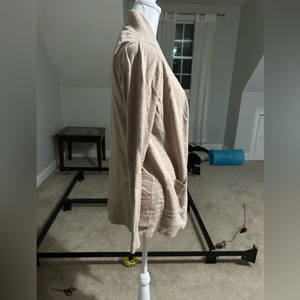 Women’s Cardigan - Picture 5 of 5